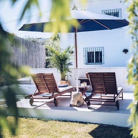 아파트 Kiri Escapes *